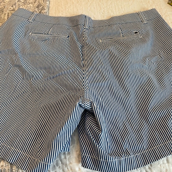 Crown & Ivy Light Blue white striped Caroline STRETCH 16W Shorts Classic - Picture 5 of 5
